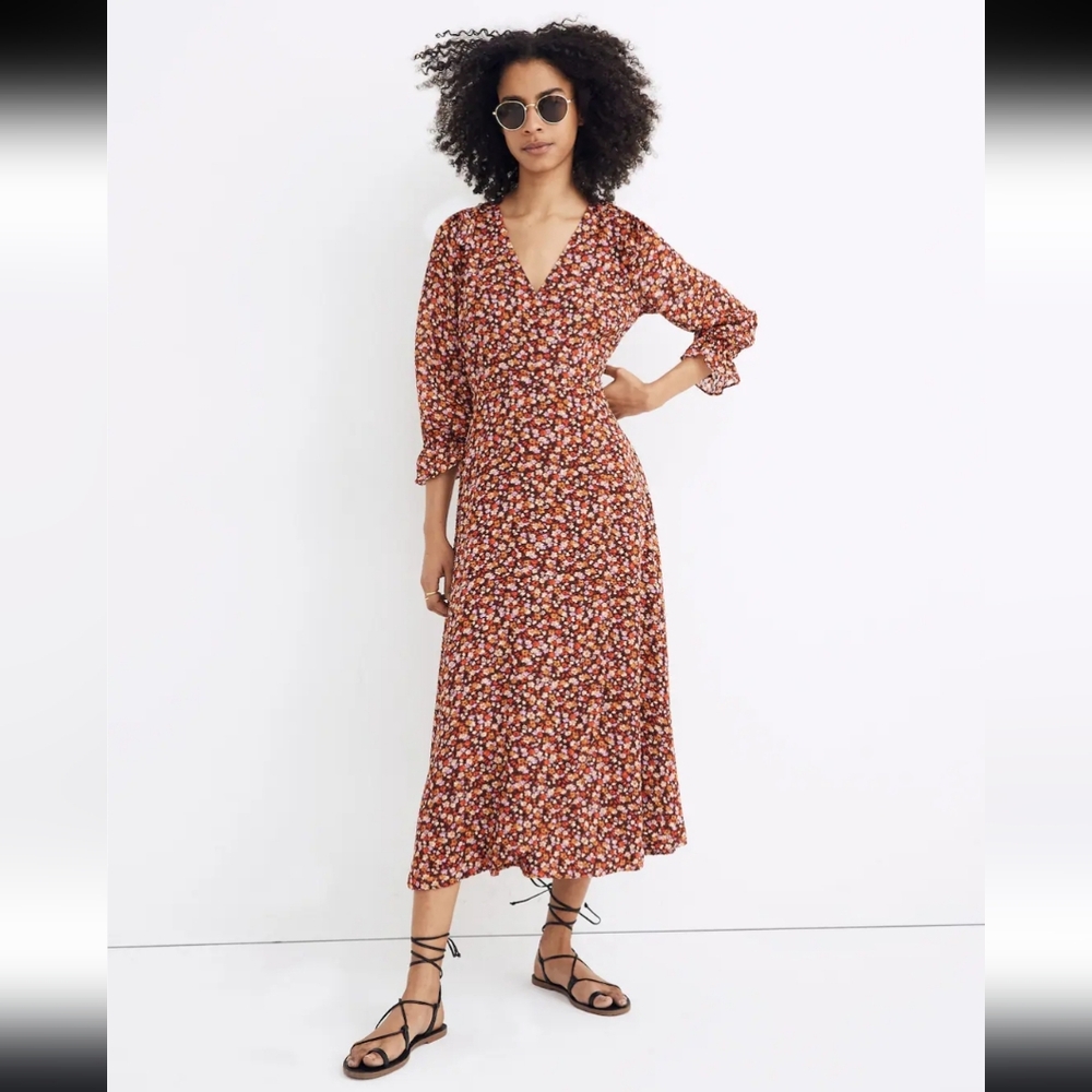 Madewell Long-Sleeve Crossover Midi Dress in Clipdot Spring Prairie